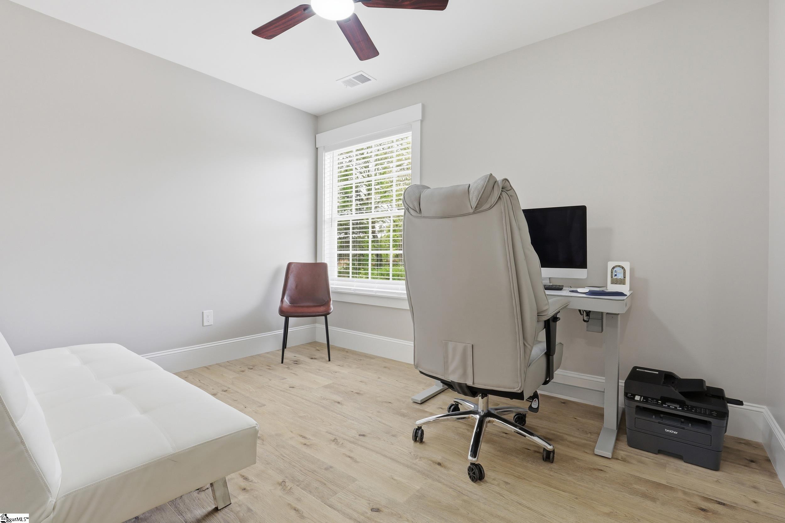 100 Courtyard Drive Anderson, SC 29621 - Photo 23 of 38