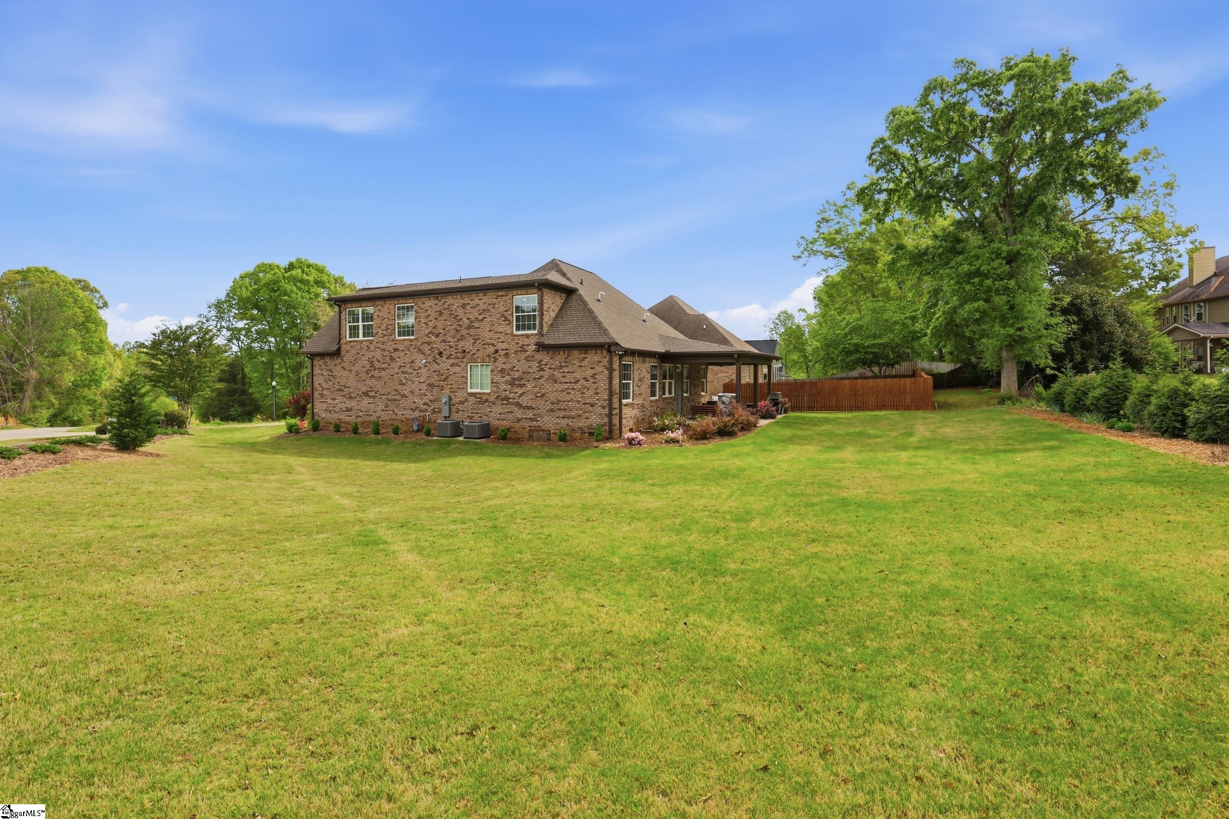 100 Courtyard Drive Anderson, SC 29621 - Photo 29 of 38