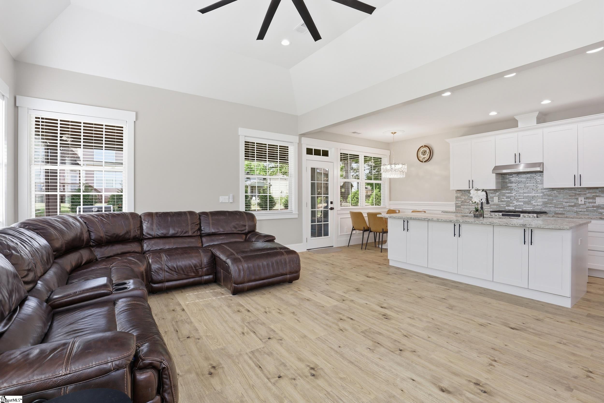 100 Courtyard Drive Anderson, SC 29621 - Photo 6 of 38