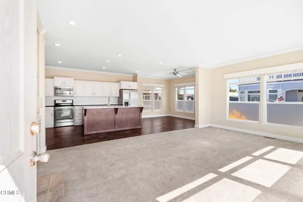 $625,000 | 5540 West 5th Street, Unit 1, Oxnard, CA 93035