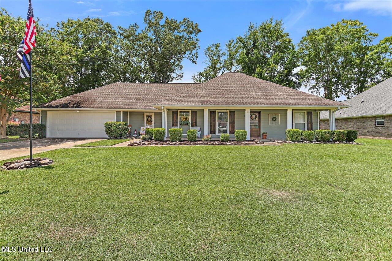 39 Lamplighter Road Pearl, MS 39208 - Photo 1 of 49 01-39 Lamplighter Rd