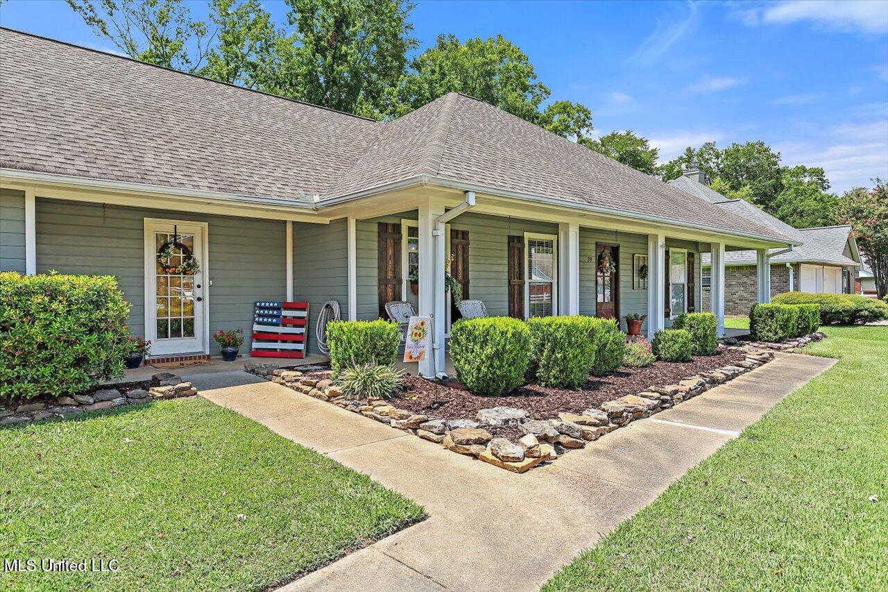 39 Lamplighter Road Pearl, MS 39208 - Photo 4 of 49 04-39 Lamplighter Rd