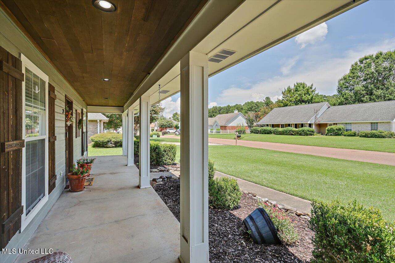 39 Lamplighter Road Pearl, MS 39208 - Photo 6 of 49 06-39 Lamplighter Rd