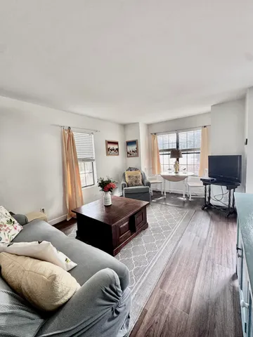 $395,000 | 890 Sea Gull Drive, Mount Pleasant, SC 29464