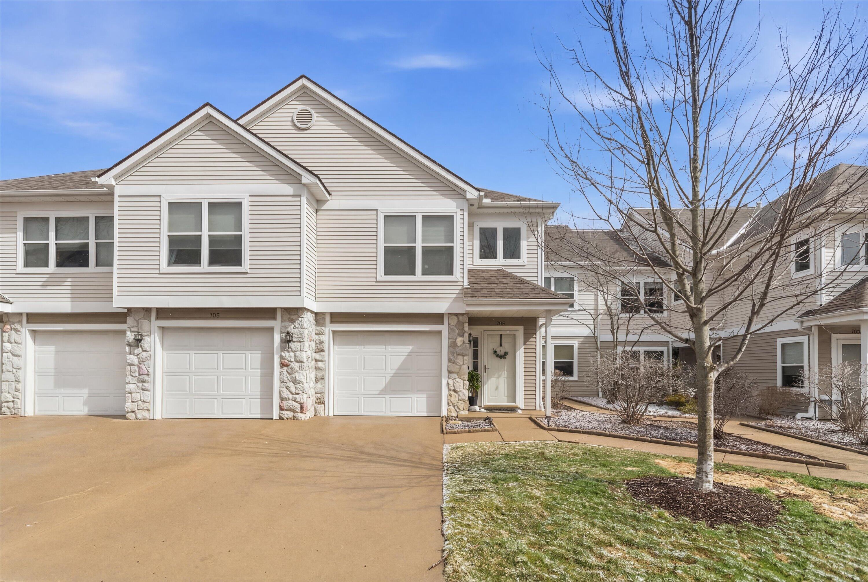 709 Fieldstone Circle West Chelsea, MI 48118 - Photo 2 of 38 02-02
