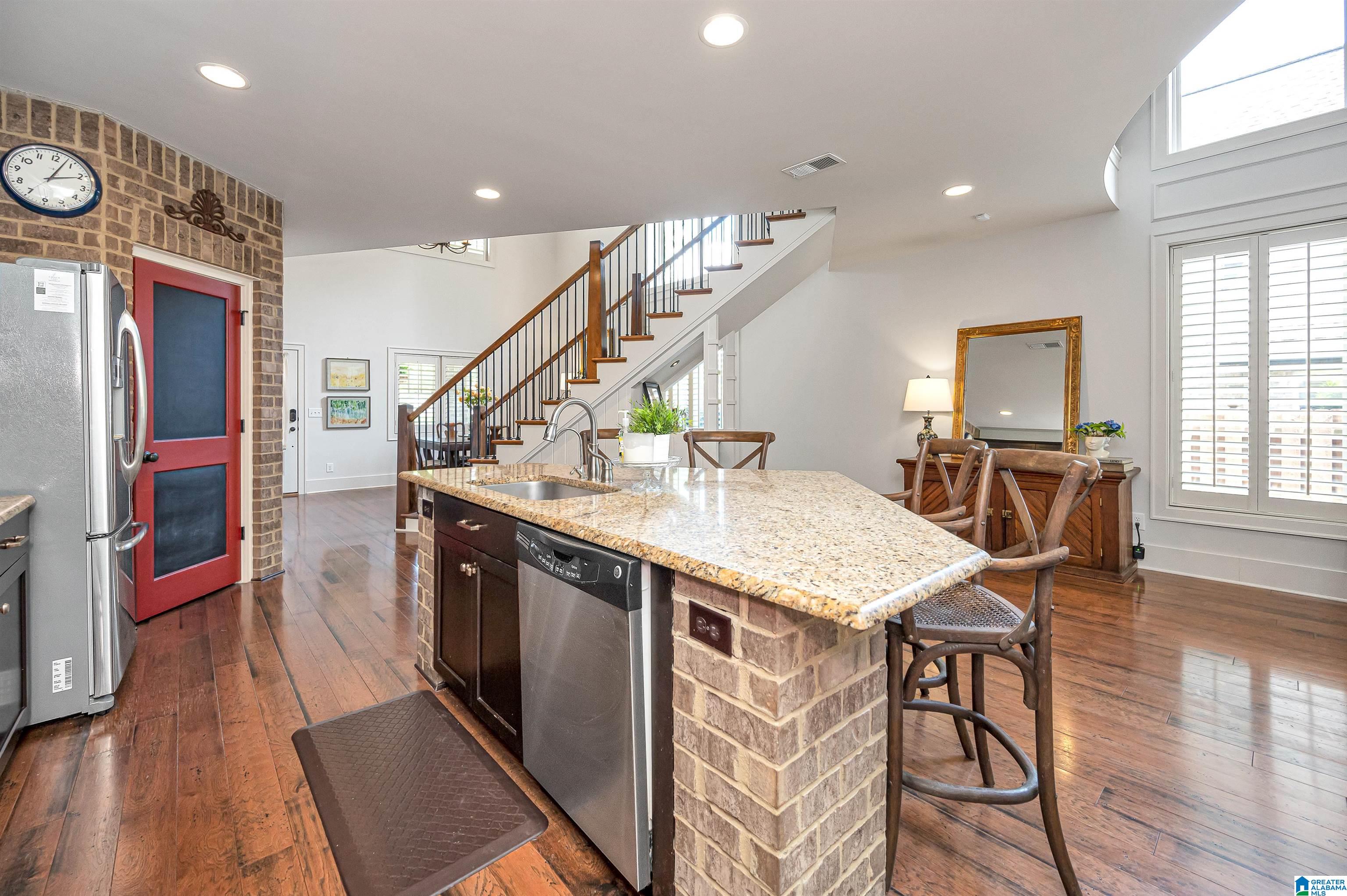 4657 Riverview Drive Birmingham, AL 35244 - Photo 17 of 58