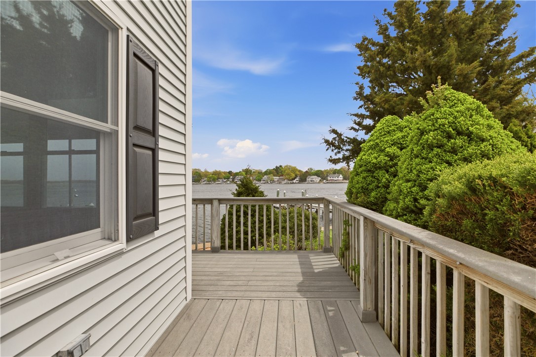 507 County Road Barrington, RI 02806 - Photo 29 of 45