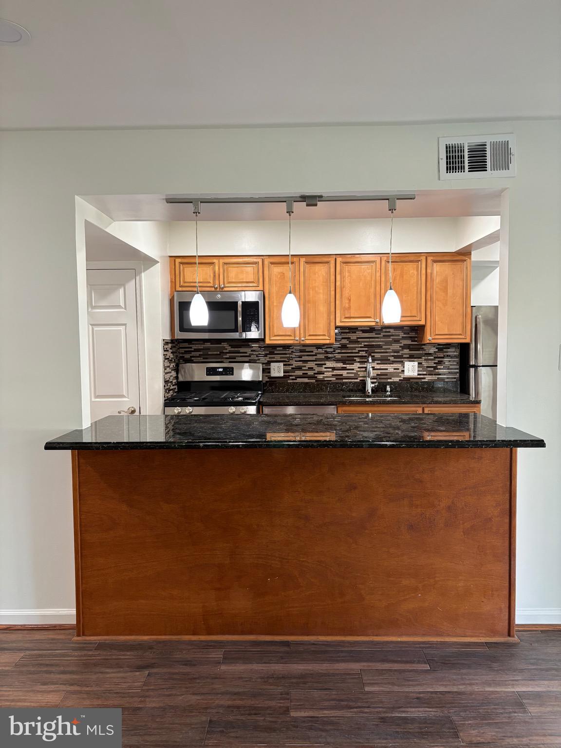 11206 Cherry Hill Road, Unit T2 Beltsville, MD 20705 - Photo 8 of 23