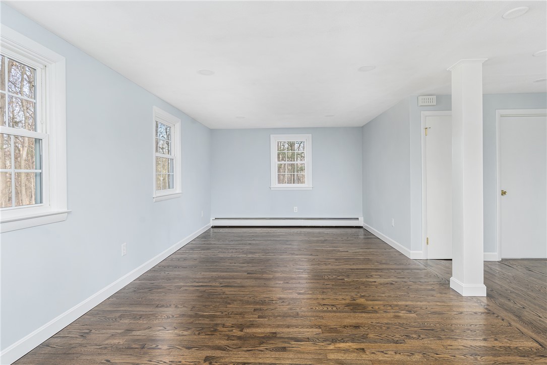 430 Shippee Road East Greenwich, RI 02818 - Photo 11 of 21 Gallery Image 11
