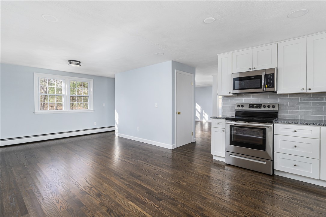 430 Shippee Road East Greenwich, RI 02818 - Photo 5 of 21 Gallery Image 5