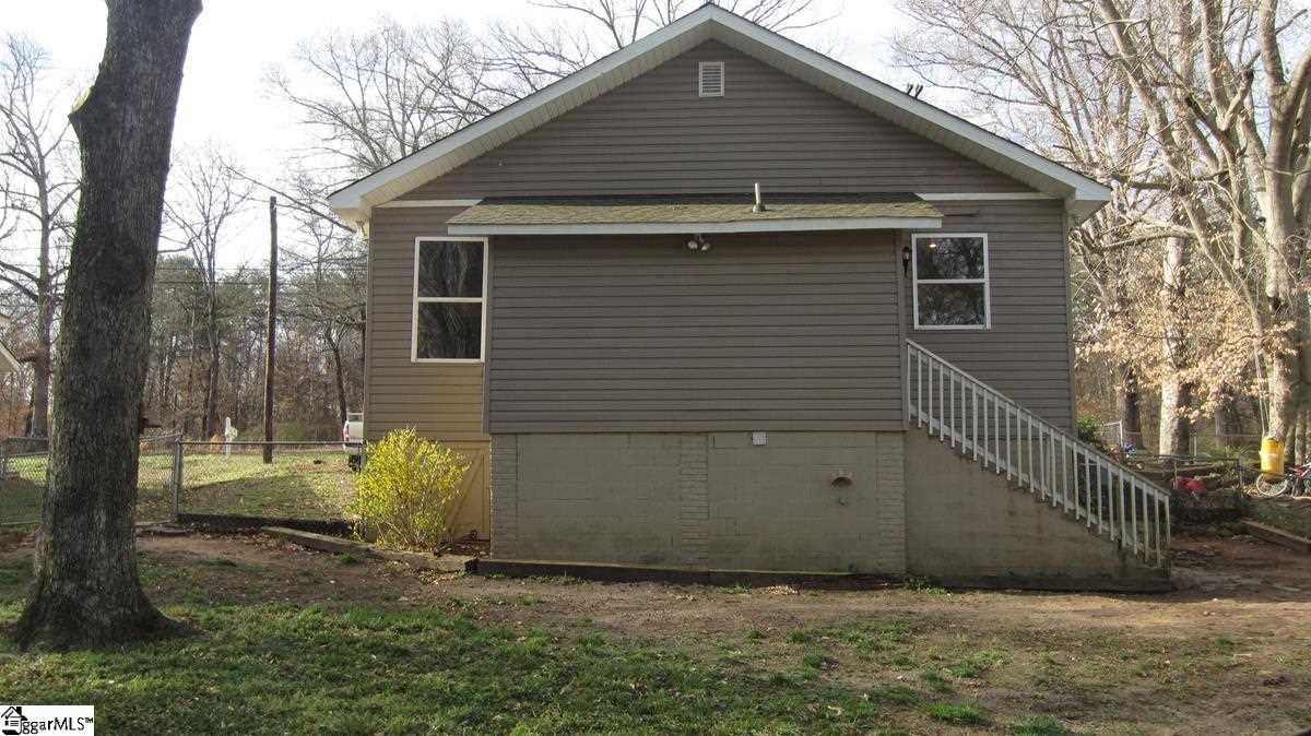 209 Mill Street Taylors, SC 29687 - Photo 14 of 15
