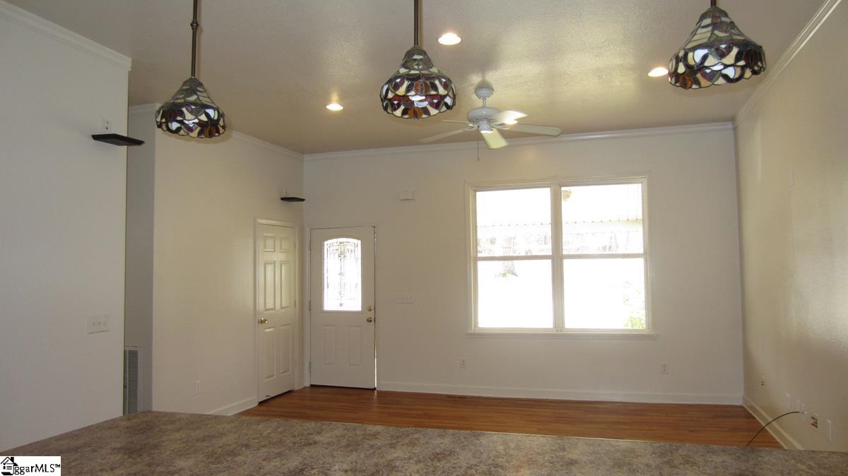 209 Mill Street Taylors, SC 29687 - Photo 3 of 15