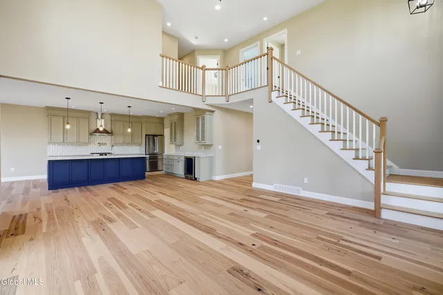 $825,000 | 1 Welding Way, Colonie, NY 12047