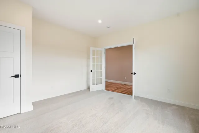 $825,000 | 1 Welding Way, Colonie, NY 12047