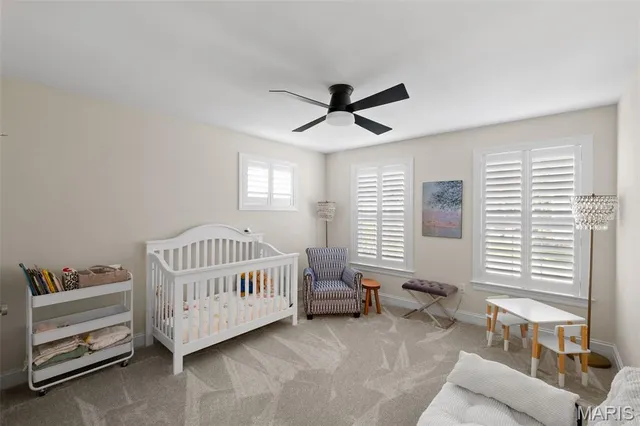 $1,700,000 | 4 Hillcrest Place, St. Louis, MO 63122