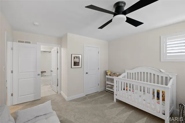 $1,700,000 | 4 Hillcrest Place, St. Louis, MO 63122