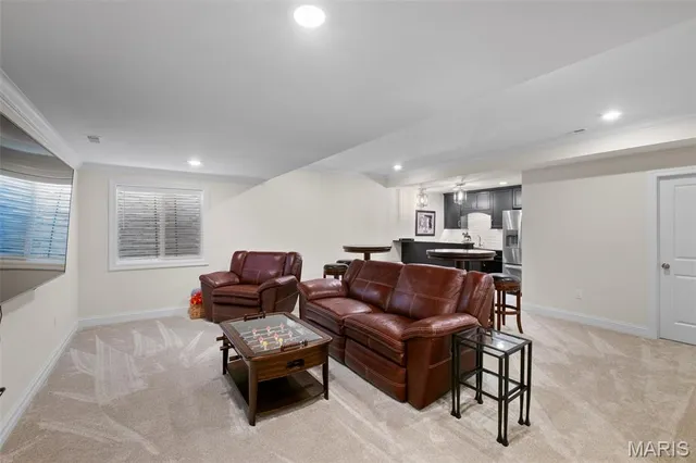 $1,700,000 | 4 Hillcrest Place, St. Louis, MO 63122