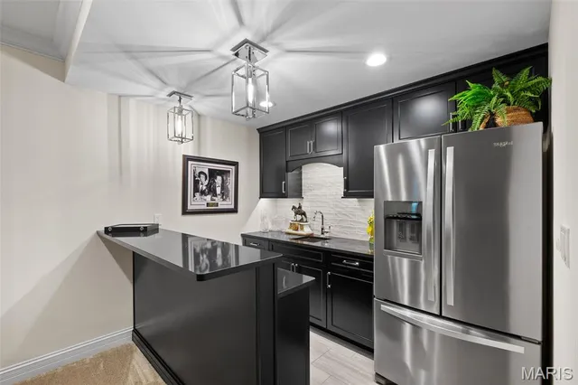 $1,700,000 | 4 Hillcrest Place, St. Louis, MO 63122