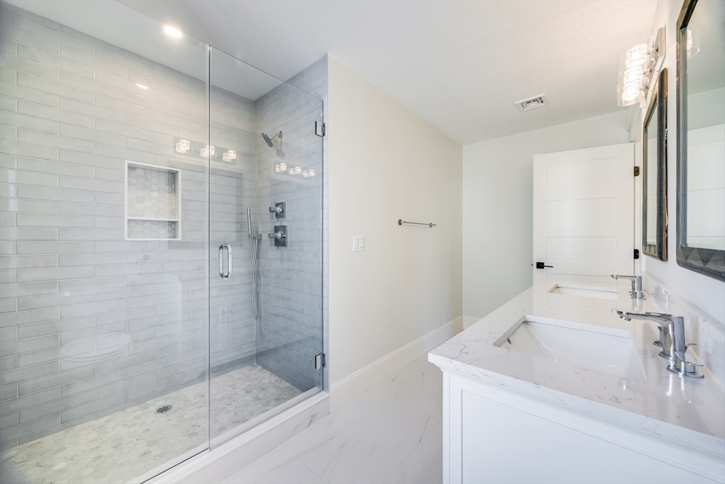 255 Old Main Road, Unit 2B Falmouth, MA 02556 - Photo 17 of 42