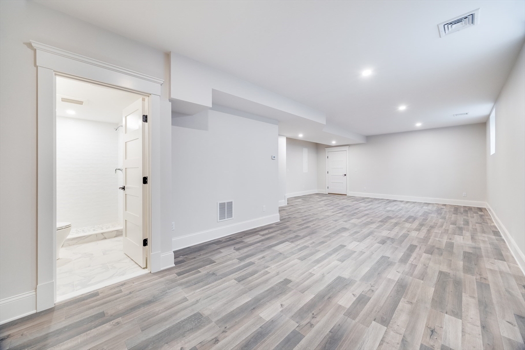 255 Old Main Road, Unit 2B Falmouth, MA 02556 - Photo 24 of 42