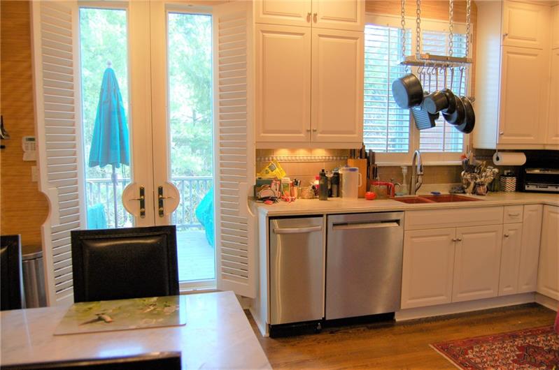 416 Schenley Road Pittsburgh, PA 15217 - Photo 12 of 25 Gallery Image 12