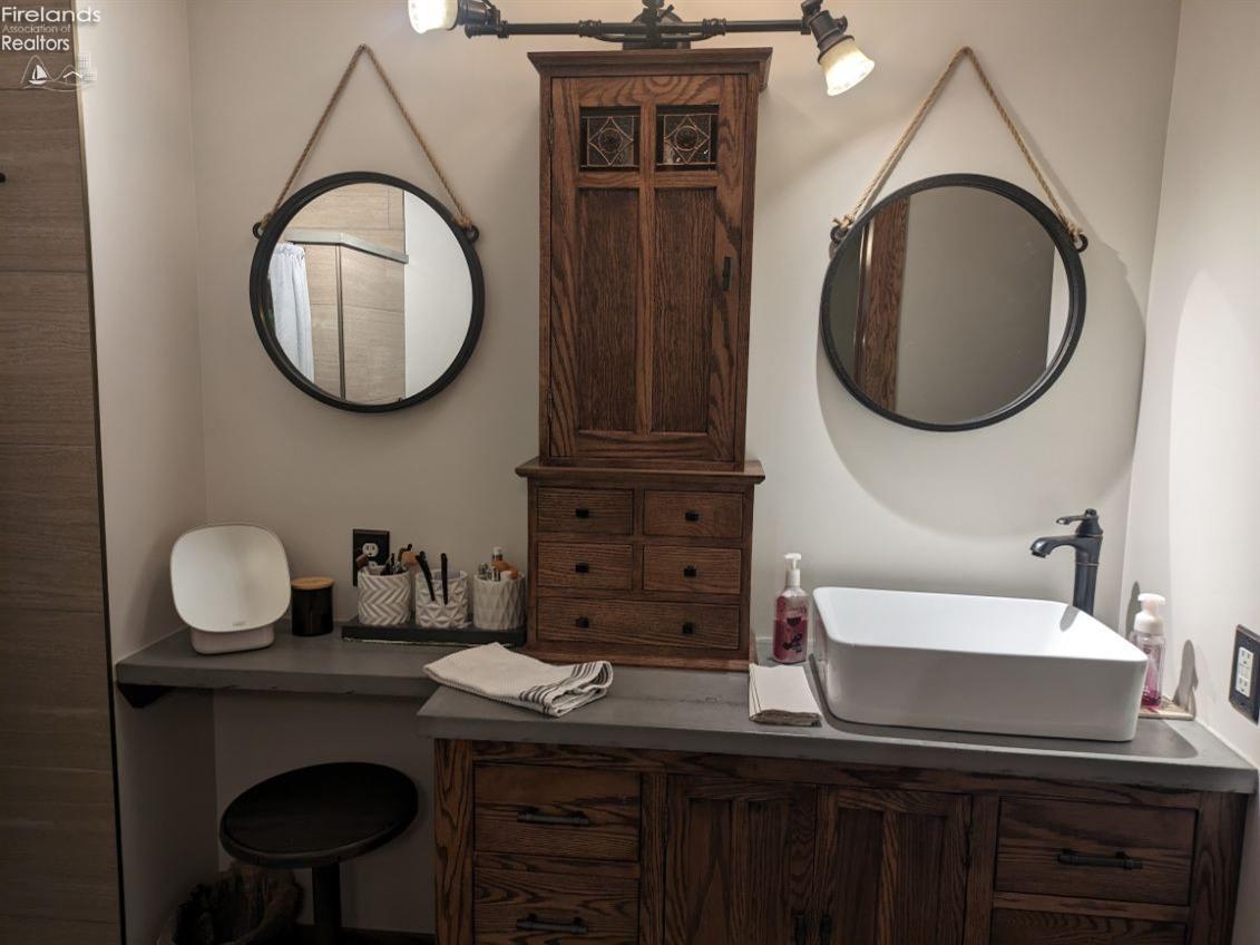 2020 Fletcher Road Port Clinton, OH 43452 - Photo 12 of 20 Gallery Image 12