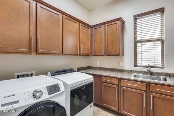 $794,999 | 3541 East Shannon Street, Gilbert, AZ 85295