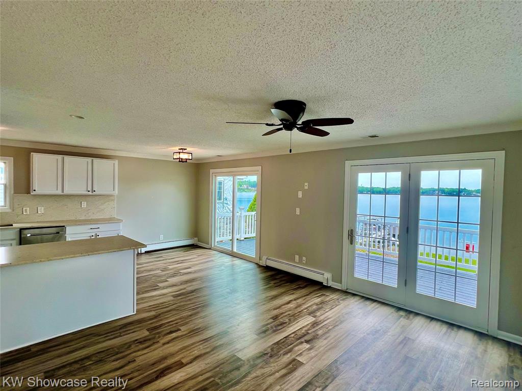 1869 Union Lake Road Commerce Township, MI 48382 - Photo 21 of 32