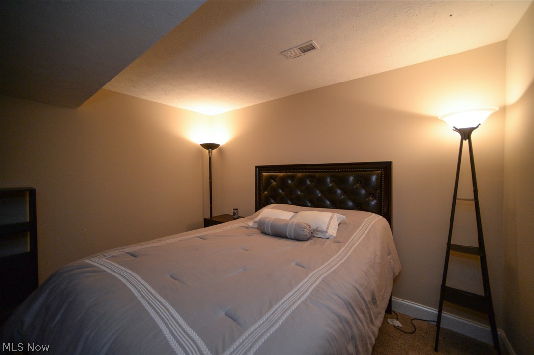 4859 Paxton Road Akron, OH 44321 - Photo 28 of 35