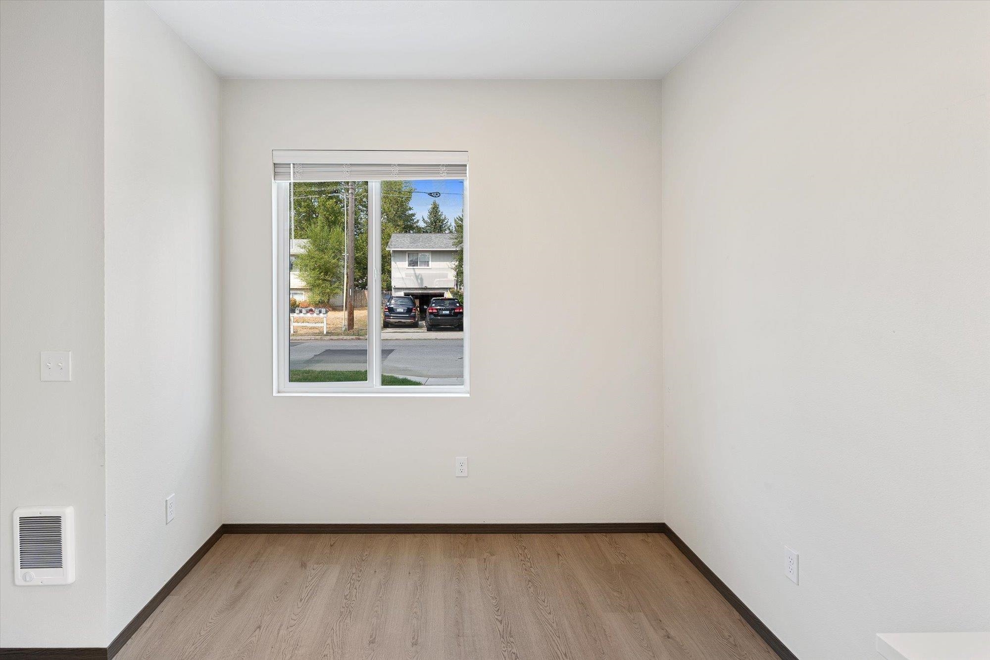 10806 East Augusta Avenue Spokane, WA 99206 - Photo 7 of 21