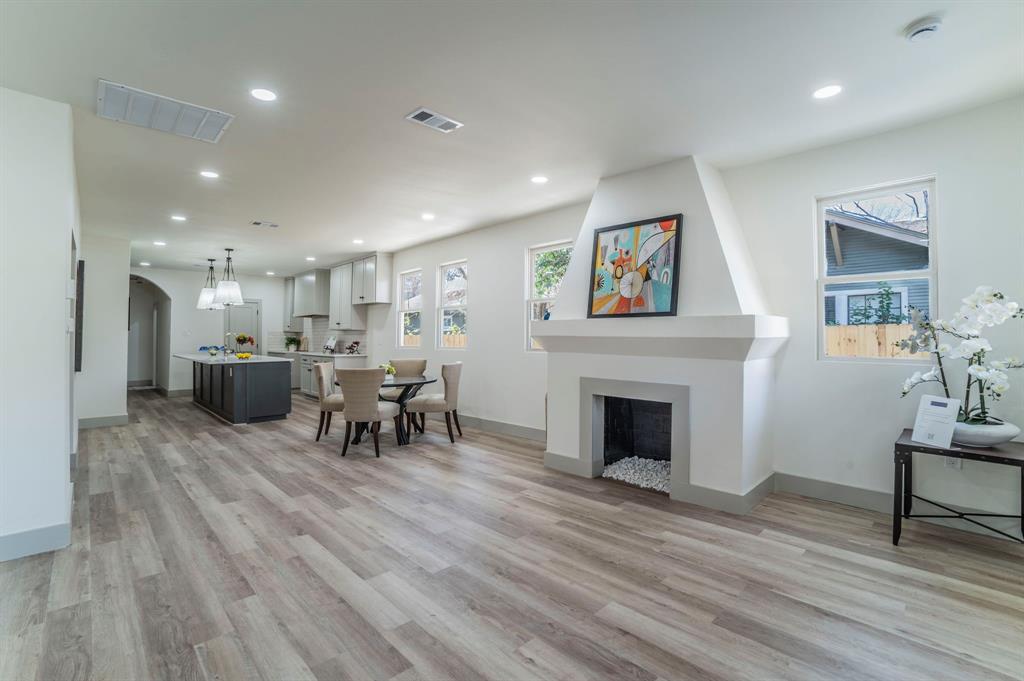 5914 Victor Street Dallas, TX 75214 - Photo 3 of 32