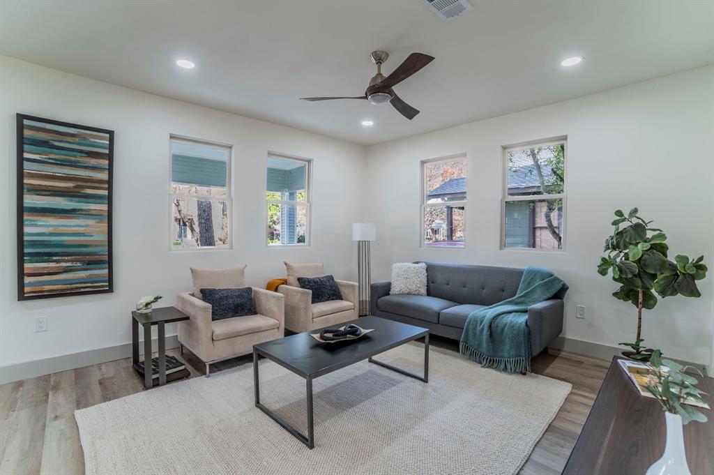 5914 Victor Street Dallas, TX 75214 - Photo 5 of 32