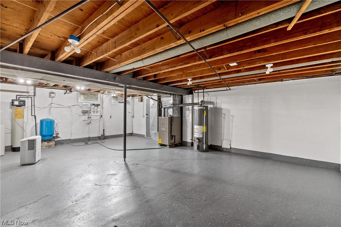 120 Lester Road New Franklin, OH 44319 - Photo 21 of 24 Basement featuring gas water heater