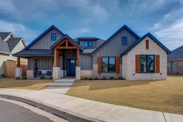 $565,000 | 4403 141st Street, Lubbock, TX 79424