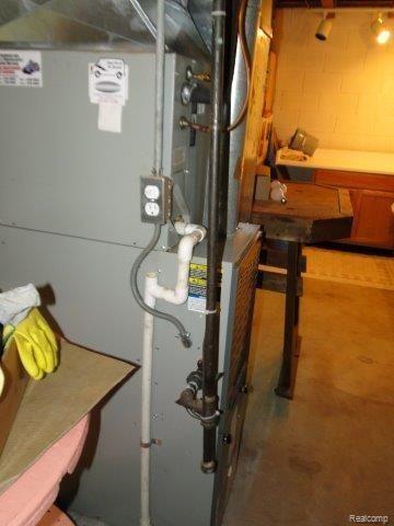 5845 Fostoria Road Columbiaville, MI 48421 - Photo 28 of 44 High Efficiency Furnace
