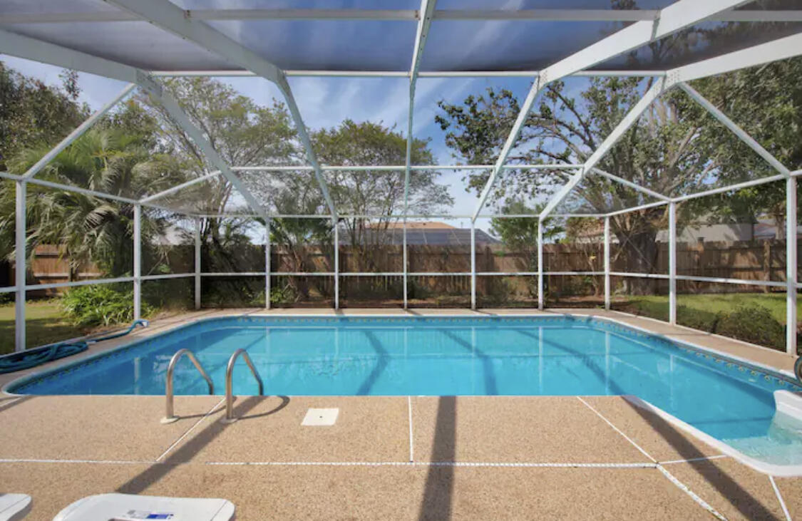 5043 Challenger Way Pensacola, FL 32507 - Photo 3 of 34 Sparkling enclosed pool