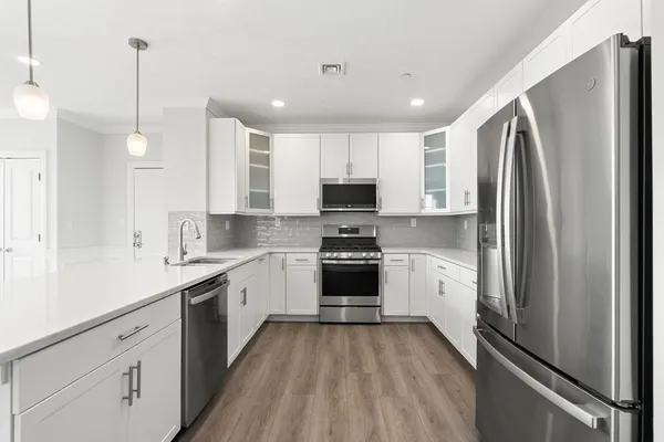 $4,600 | 320 Middlesex Avenue, Unit 207, Medford, MA 02155