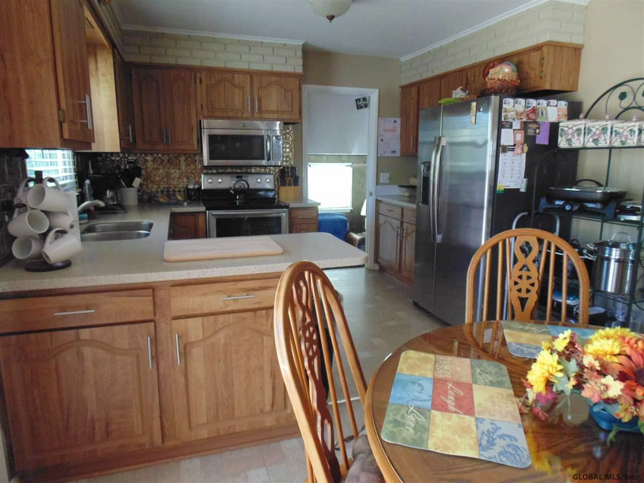 1159 Wavell Road Rotterdam, NY 12303 - Photo 6 of 23 Photo 6