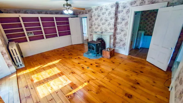 $299,900 | 77 Grafton Street, Lisbon, NH 03585