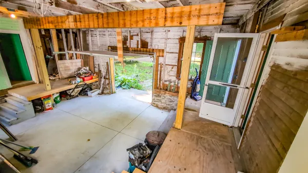 $299,900 | 77 Grafton Street, Lisbon, NH 03585