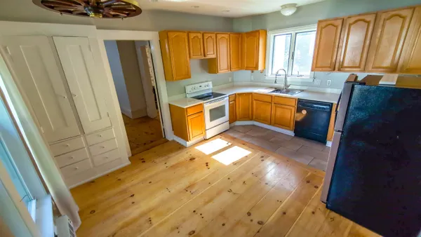 $299,900 | 77 Grafton Street, Lisbon, NH 03585