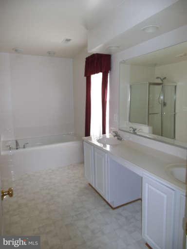 8127 Rose Haven Road Rosedale, MD 21237 - Photo 8 of 25 Bath (Master)