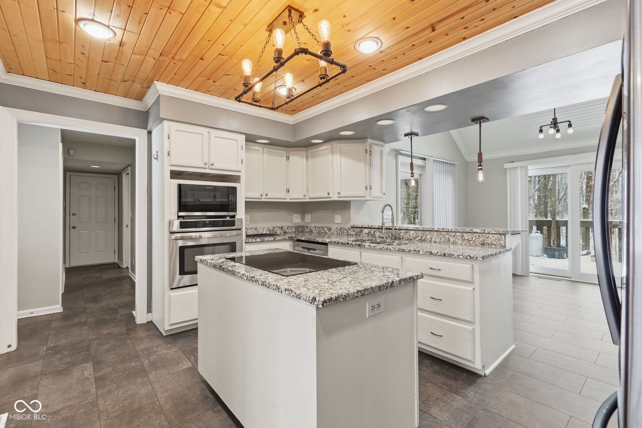 424 North Mill Creek Road Noblesville, IN 46062 - Photo 16 of 70