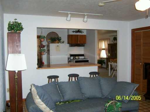 9508 Kuepferle Court River Ridge, LA 70123 - Photo 3 of 7 Gallery Image 3