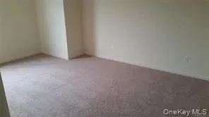 $2,050 | 25 Henry W Dubois Drive, Unit 42, New Paltz, NY 12561