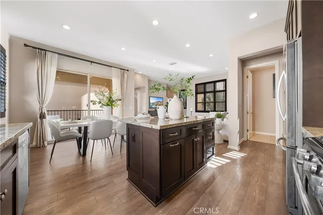 $1,299,800 | 81 Strawberry Grove, Irvine, CA 92620