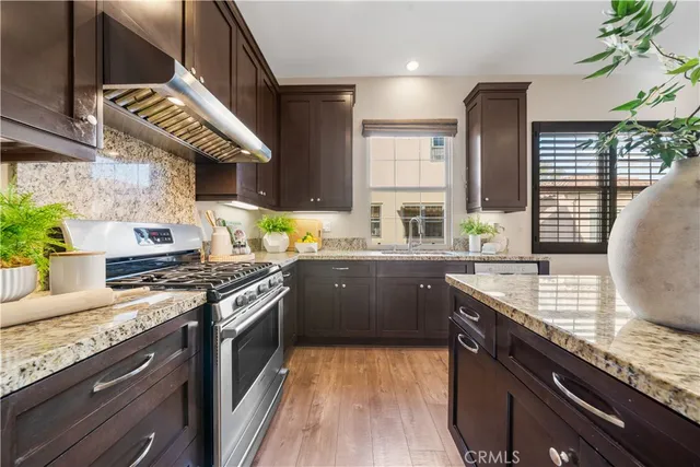 $1,299,800 | 81 Strawberry Grove, Irvine, CA 92620