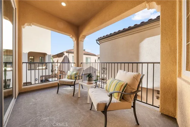 $1,299,800 | 81 Strawberry Grove, Irvine, CA 92620