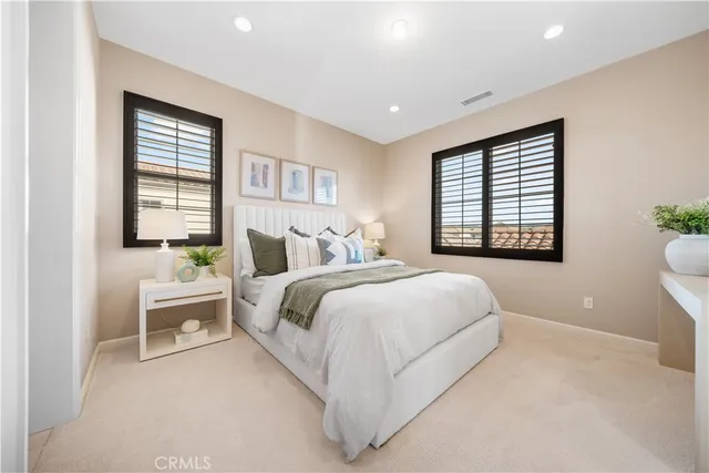 $1,299,800 | 81 Strawberry Grove, Irvine, CA 92620