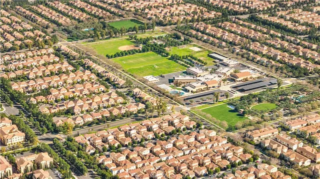 $1,299,800 | 81 Strawberry Grove, Irvine, CA 92620